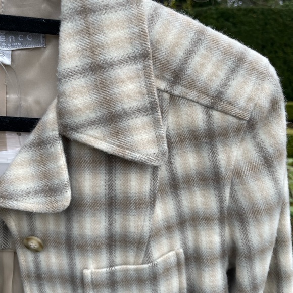 Cropped Jacket - Picture 5 of 7